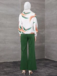 SHEIN Privé 隨機圖案前排扣襯衫和素色腰帶長褲 - 彩色 - 查看 2