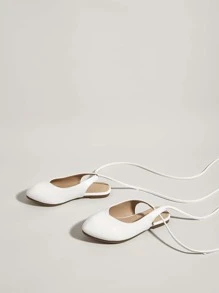 女孩腿部繫帶設計條帶平底鞋 - 白色 - 查看 3