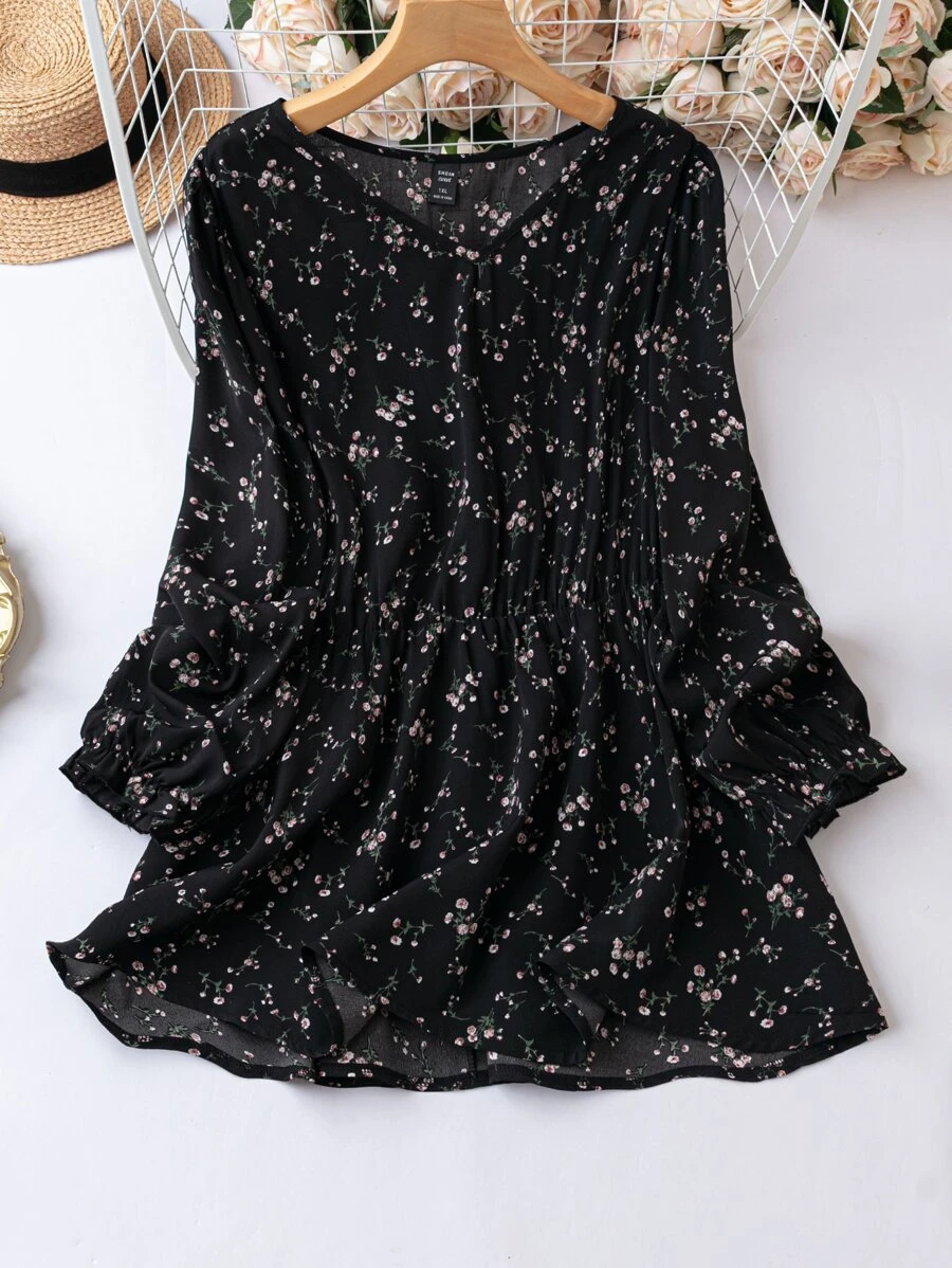 SHEIN LUNE Plus Ditsy Floral Print Flounce Sleeve Blouse Peplum Top - Black - View 1