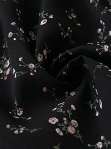 SHEIN LUNE Plus Ditsy Floral Print Flounce Sleeve Blouse Peplum Top - Black - View 3