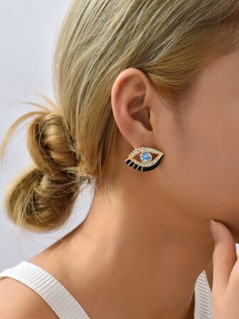 水鑽裝飾眼睛耳釘