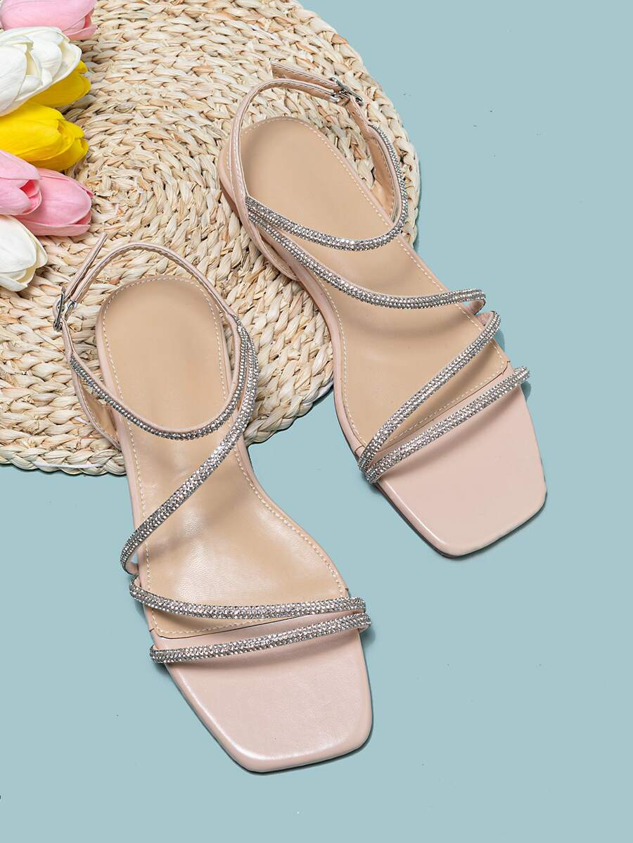 Flat Diamond Sandals Women's Fashionable Open-Toe Square Buckle Summer Sandals, New Arrival, Fairy-Style, Sexy, Thin-Strap, Plus Size Slip-On Women's Sandals - Apricot - View 1