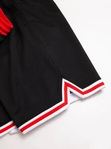 Aesthetic Post Quần short nam cạp chun rút dây họa tiết sọc tương phản - màu đen - Xem 4