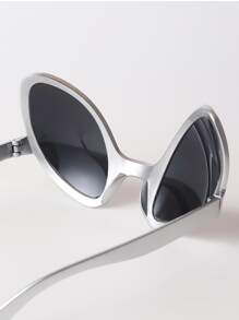 Street 1 Pair Unisex Silver Frame, Mirror Lens Alien Shaped Cat Eye Fashion Glasses Suitable For Birthday Parties And Parties Fashion Glasses Shades Beach Accessories Christmas Basics Fall Winter Women Outfits Clothes Business Casual Gifts - Silver - View 5