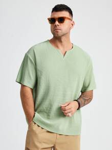 Manfinity VCAY Men Plus Notched Neckline Shirt - Mint Green - View 1