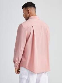 Manfinity VCAY Loose Fit Men's Plus Size Patched Pocket Shirt - Baby Pink - View 2