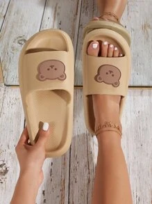 熊卡通贴花拖鞋，时尚卡通图案女士拖鞋，舒适 EVA 室内外女士拖鞋 - 卡其色 - 查看 3