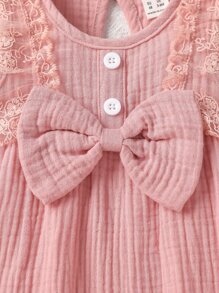 SHEIN Mono Para Bebé Niña Con Encaje Y Lazo Frontal Con Volantes