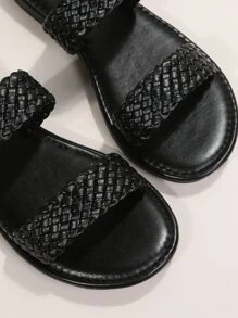 女士極簡編織細節雙帶度假素色戶外平底涼鞋 - 黑色 - 查看 6