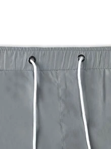 Manfinity Homme Loose Fit Men's Shorts With Slant Pockets And Drawstring Waist