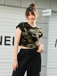 SHEIN Essnce Camo Print Fitted Crop Top