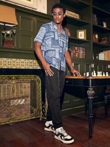 Manfinity Men Paisley Print Shirt - Blue and White - View 3