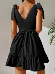 SHEIN PETITE Vestido de hombros con cordón de cuello profundo bajo con fruncido - Negro - Ver 2
