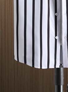 Manfinity Homme Men Striped Shirt & Drawstring Waist Shorts Without Tee - Black and White - View 5
