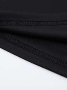 Manfinity Homme Men Letter Graphic Colourblock Tee & Shorts - Black and White - View 6