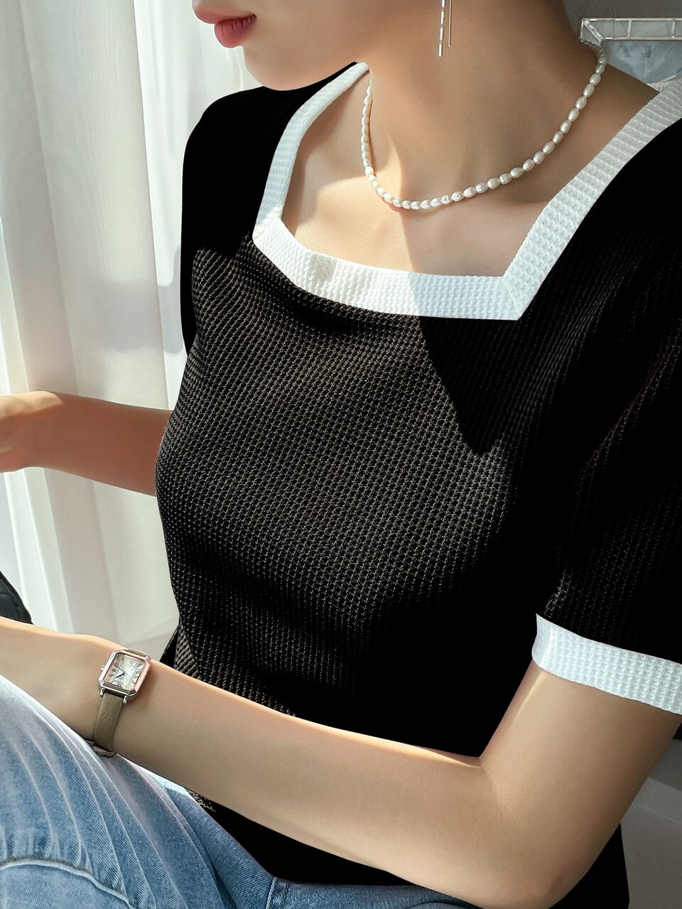 Square Neck Contrast Binding Tee Cute Tops