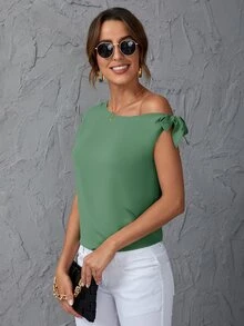 SHEIN Clasi Solid Oblique Shoulder Blouse - Green - View 4