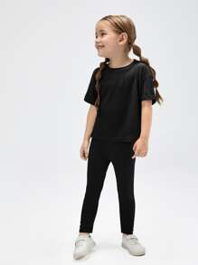 SHEIN 年轻女孩休闲纯色 2 件落肩 T 恤和紧身裤套装 - 黑色 - 查看 5