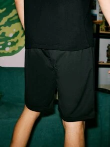 ROMWE MEN Rick and Morty | ROMWE Guys Letter Cartoon Graphic Shorts - Black - View 2