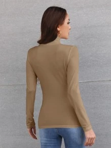 SHEIN Essnce Camiseta básica de cuello cisne ajustado - Caqui - Ver 2