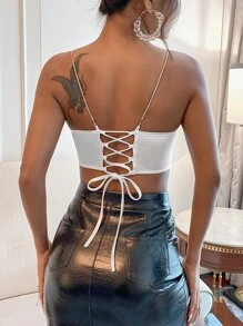 SHEIN BAE 垂墜頭巾下擺後背繫帶緞面水鑽吊帶上衣 - 白色 - 查看 2