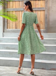 Allover Floral Print Button Through Dress - Green - View 2