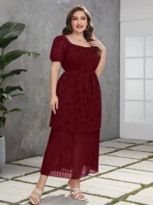 Modelyn 勃艮第红色加碎花印花泡泡袖褶皱下摆束带连衣裙 - 酒紅色 - 查看 3
