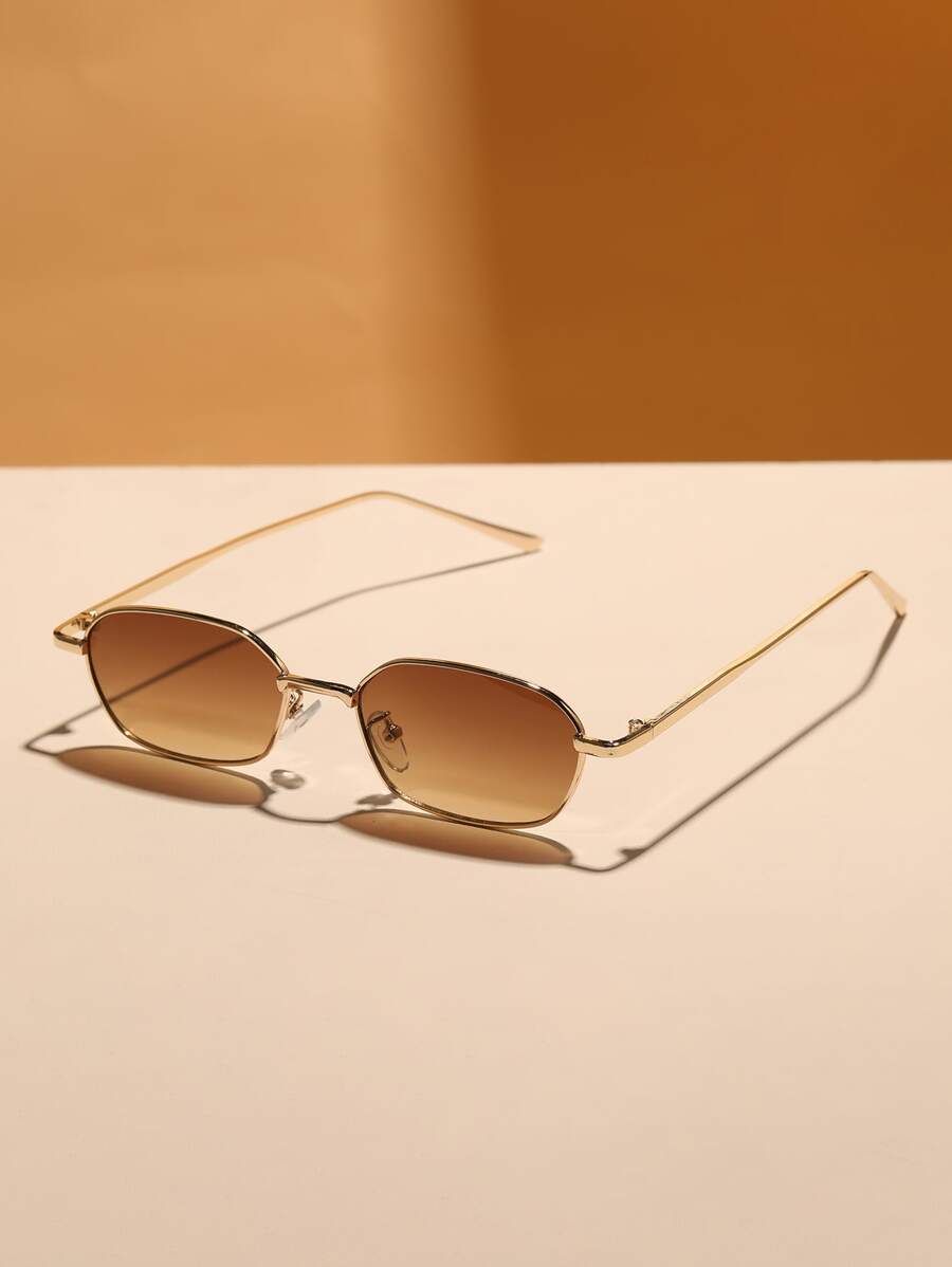 Gafas de sol de moda con montura de metal y lentes degradadas, gafas de sol de estilo vintage, accesorios de playa y escuela para mujer. Gafas de sol básicas que combinan con suéteres, vaqueros, pantalones de chándal, sudaderas con capucha, chaquetas, vestidos y camisas de manga larga. Diseño elegante para salidas familiares, viajes, vacaciones y verano en la playa. - Degradado - Ver 1