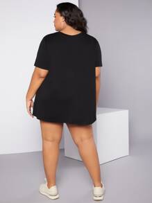 SHEIN CURVE+ Vestido estilo camiseta salpicaduras de tinta & con estampado de mariposa - Negro - Ver 2