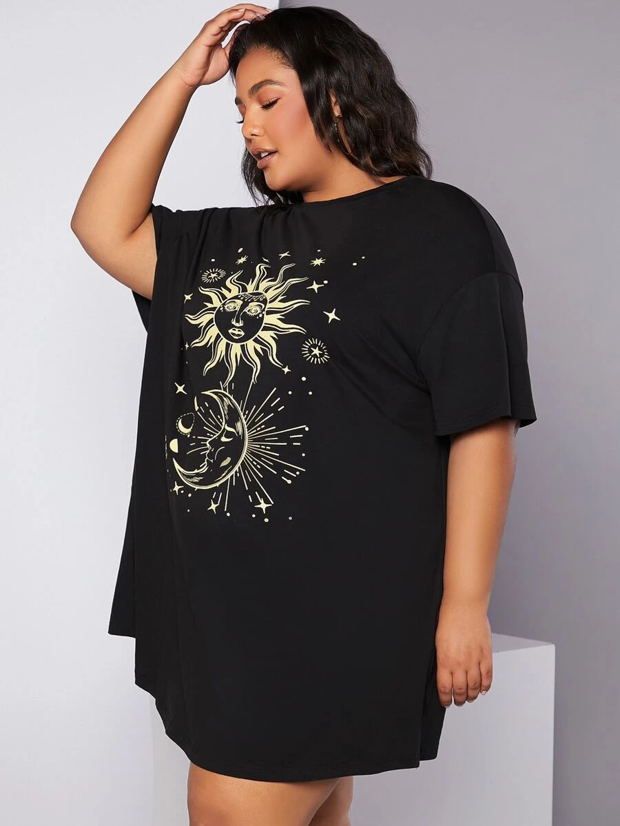 SHEIN CURVE+ Plus Sun & Moon Print Drop Shoulder Tee Dress - Black - View 1