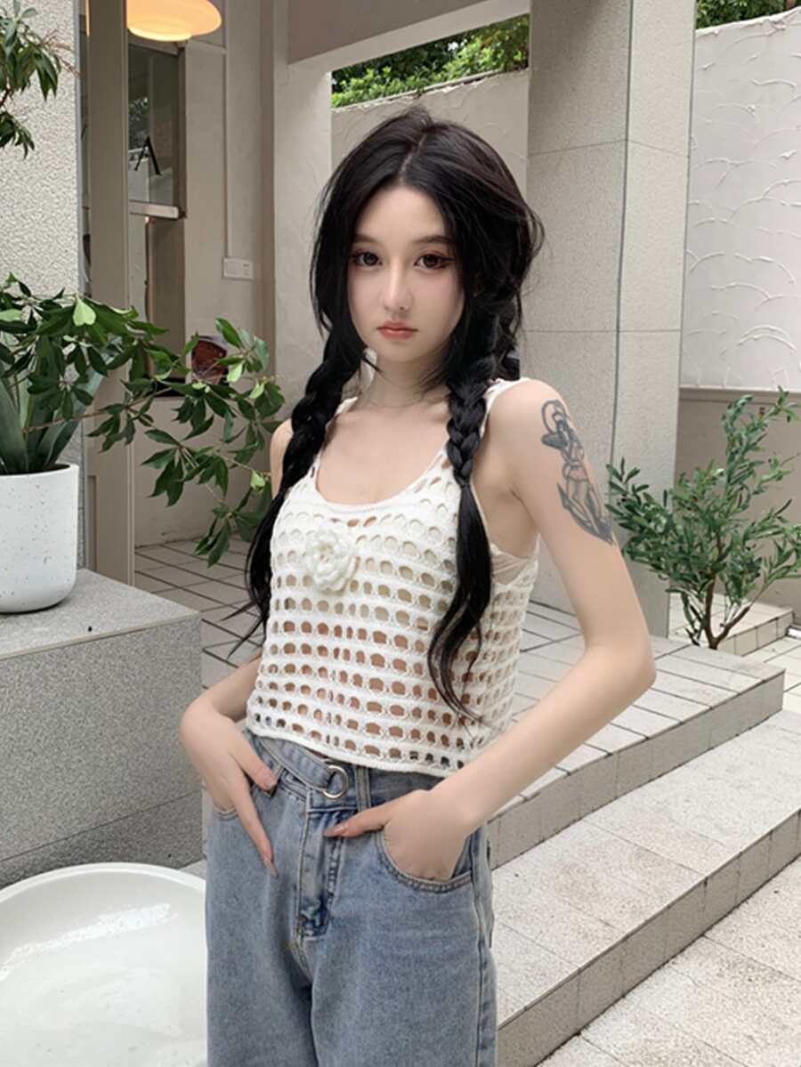 Stereo Flower Hollow Out Crop Tank Top - Apricot - View 1