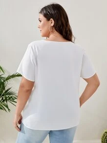 SHEIN LUNE Plus Press Crease Notched Neck Blouse - White - View 2