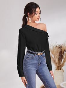 Mulvari Asymmetrical Neck Button Side High Low Blouse - Black - View 5