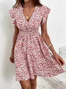 SHEIN Frenchy 滿版印花腰部打褶蝴蝶袖連衣裙 - 白色 - 查看 1