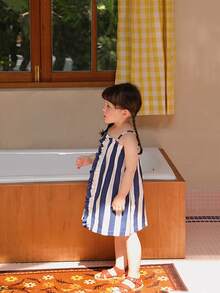 High-End Children's Striped Ruffle Trim Dress For Young Girls - Blue and White - View 4