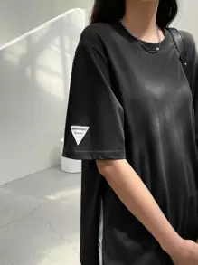 Dazy-Less 字母补丁细节开衩下摆落肩T恤复古风格商务休闲女士工作服 - 黑色 - 查看 5