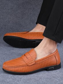 男士荔枝紋壓花針腳細節商業正裝樂福鞋適用於戶外