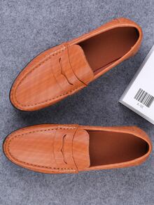 男士荔枝紋壓花針腳細節商業正裝樂福鞋適用於戶外