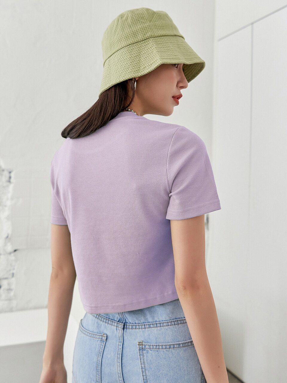 Solid Rib-knit Crop Tee