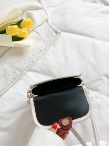 Mini Heart & Faux Pearl Decor Flap Straw Bag - Beige - View 6