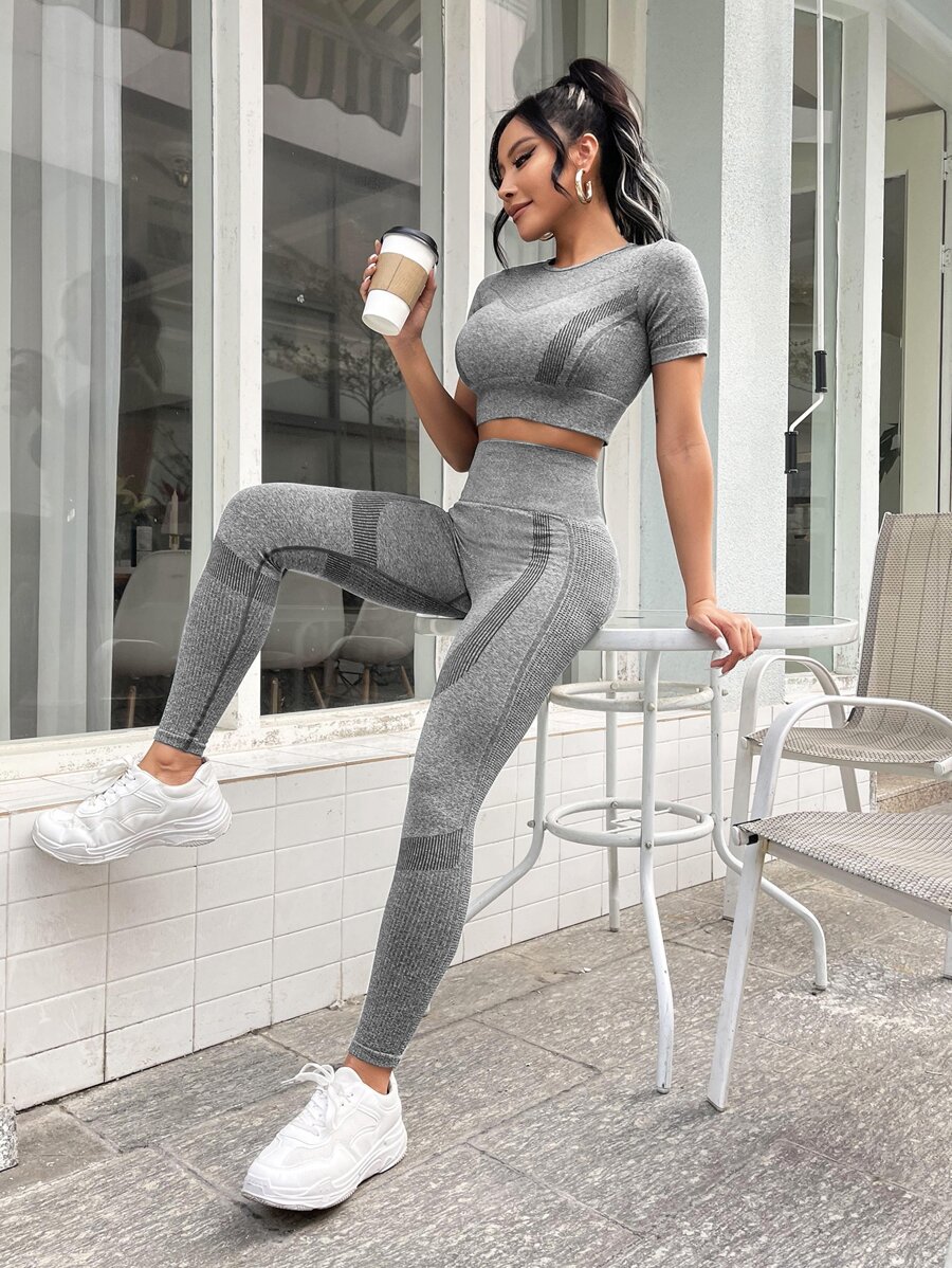 Yoga Basic 2pcs Seamless High Stretch Yoga Set Sports Suit Ribbed Top Scrunch Butt Wide Waistband Leggings - Grey - View 1