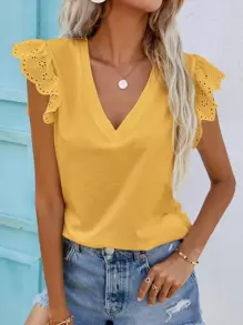 SHEIN Frenchy Camiseta de manga con bordado con ojal escote V - Amarillo - Ver 1