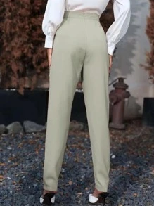 Modelyn Pantalones cónicos de talle alto con botón