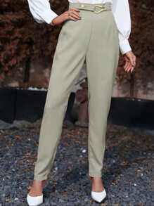 Modelyn Pantalones cónicos de talle alto con botón