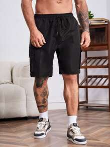 Manfinity LEGND Hombres Talla plus pantalones cortos de cintura con cordón y bolsillo con solapa, cargo de talla grande de nylon negro liso - Negro - Ver 4