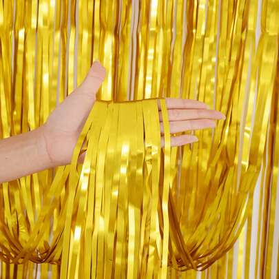 kumozawa 1 st guldfärgad metallisk glittergardin, festdekoration bakgrund, examensdekorationer, tofsar, födelsedag, bröllop, singelkvinnors årsdag, vuxen regngardin i siden, födelsedagsfest väggdekoration, tofsar glänsande aluminiumfolie vägggardin