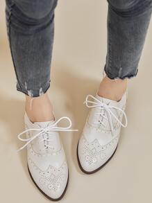 Wingtip Detail Lace-up Front Oxford Shoes - Beige - View 2