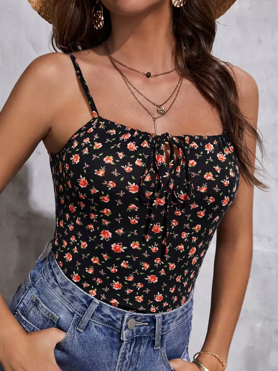 Soleia Ditsy Floral Knot Front Cami Top - Multicolor - View 1