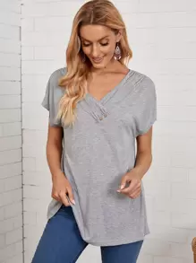 EMERY ROSE V領紐扣細節T恤