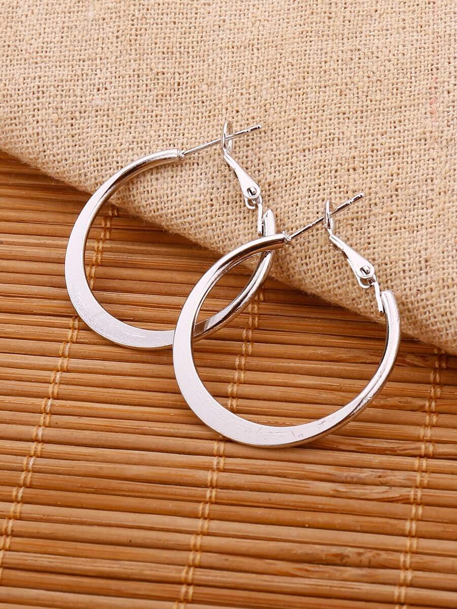 極簡風格圓耳環